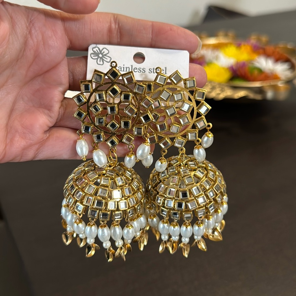 Kundan design heavy Jhumkas (Earrings)